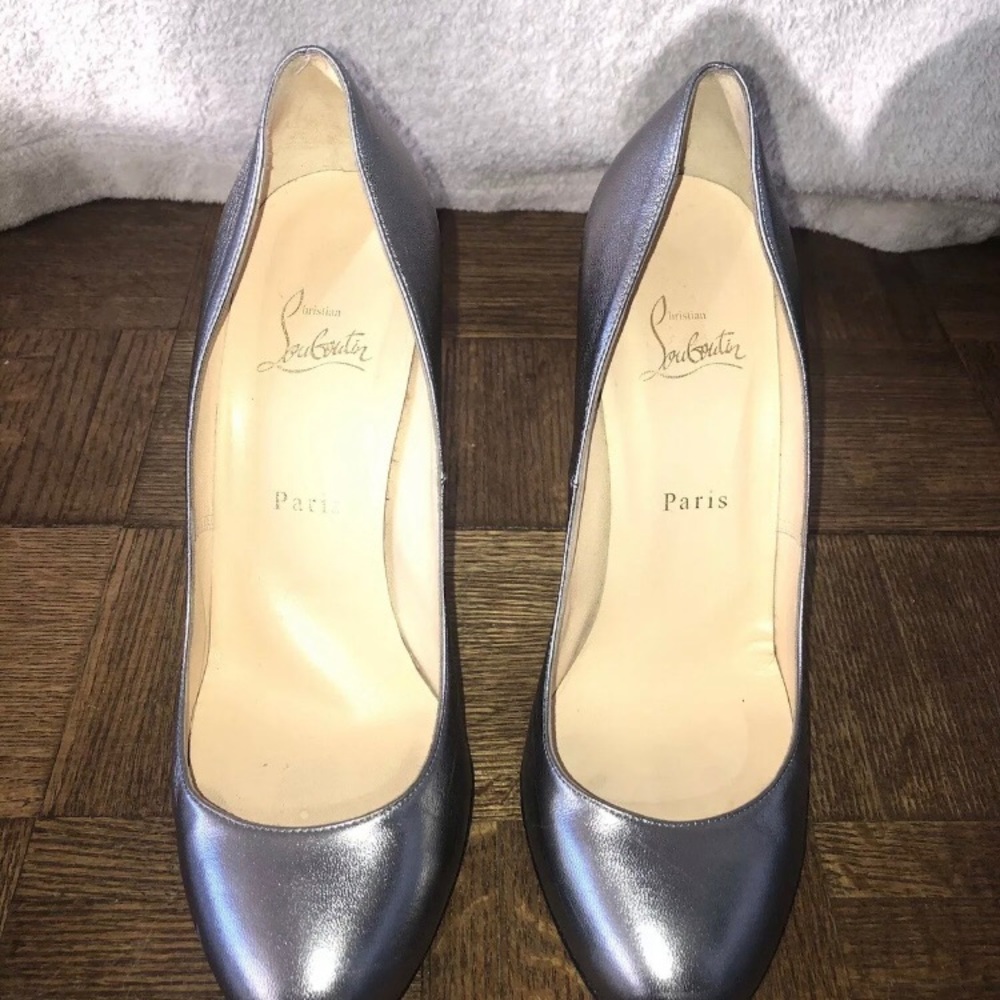 Christian Louboutin Silver Fifi Pumps 40 - Picture 7 of 12
